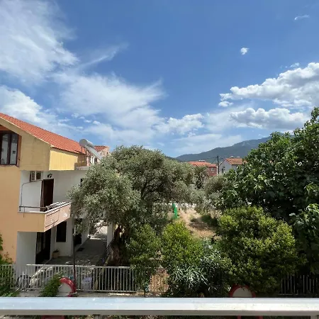 Meresi - Town Center * Thassos